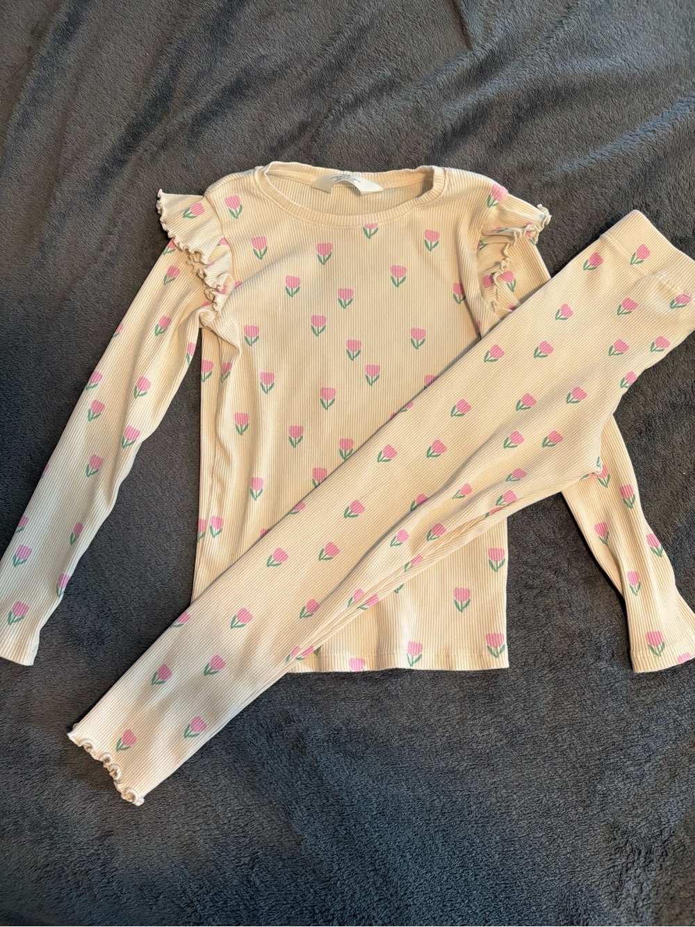 H&M Cream and Pink Tulip Long-Sleeve Set with Ruffled Shoulders and Pants